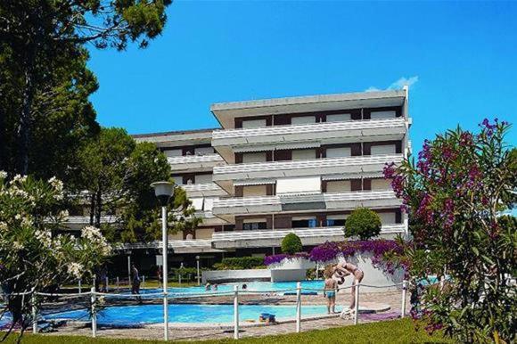 Residence La Meridiana Lignano Sabbiadoro Extérieur photo